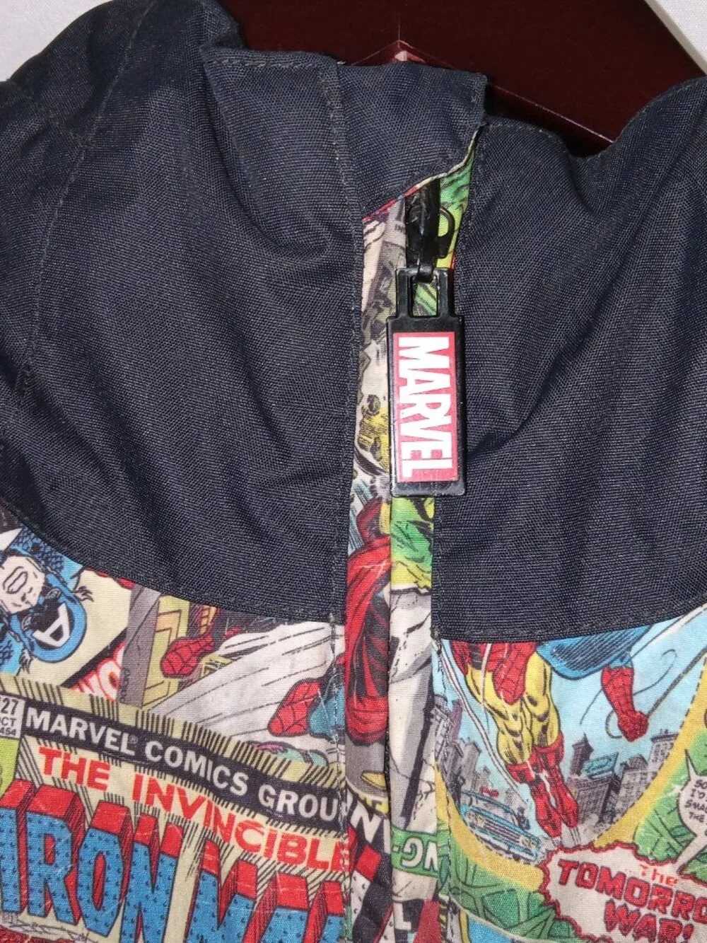 Burton Marvel Jacket Kids M 10/12 Hooded Insulated Ski Snow Winter Coat